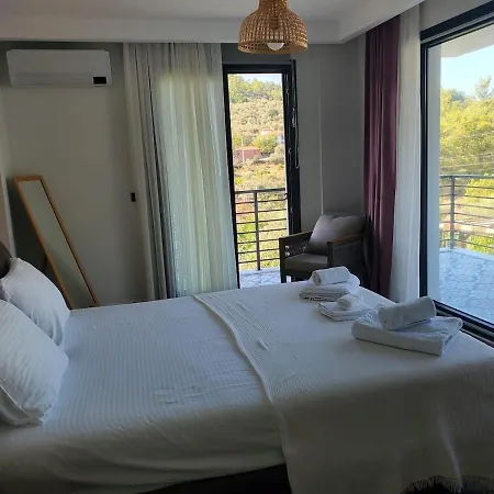 Ada Boheme Villa *